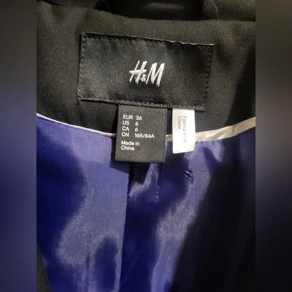 H&M Black Blazer - Picture 6 of 6